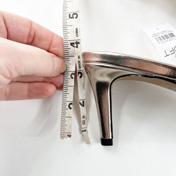 LOFT Bow Sparkle Holiday Slip On Square Toe Mule Kitten Heel Sandals Gold 8 - Picture 7 of 7